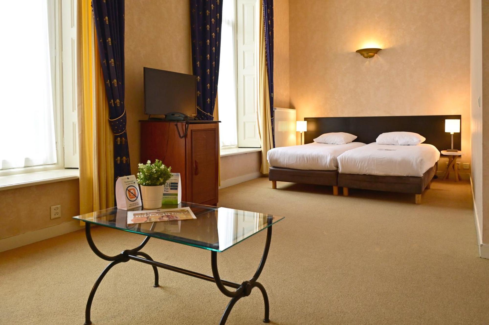 Fletcher Hotel Paleis Stadhouderlijk Hof Leeuwarden Dış mekan fotoğraf